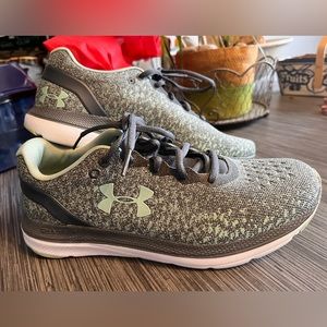 New Under Armour Charged Knit Runners